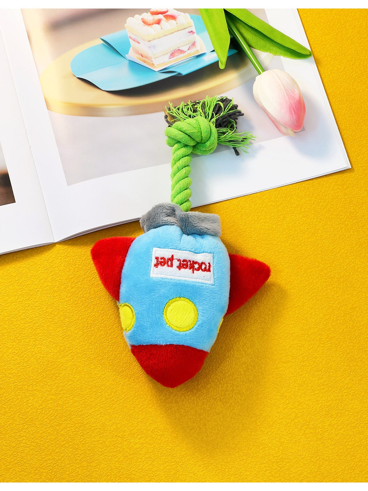 Rocket Plush Rope Dog Toy – Cute Squeaky Chew Toy for Puppies & Small Dogs